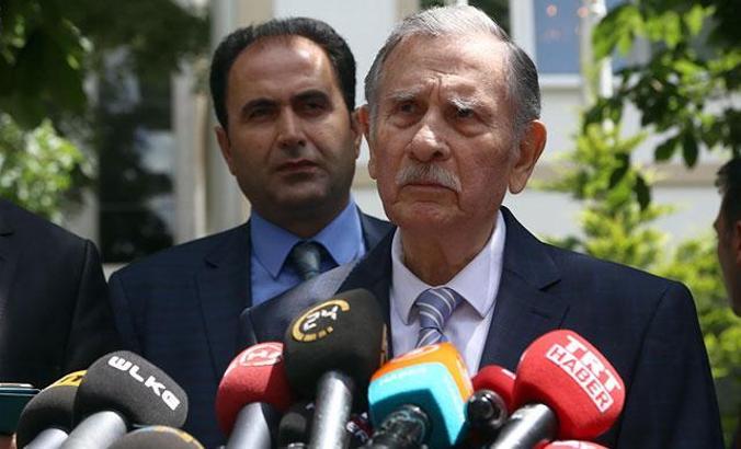 Eski başbakanlardan Yıldırım Akbulut hayatını kaybetti