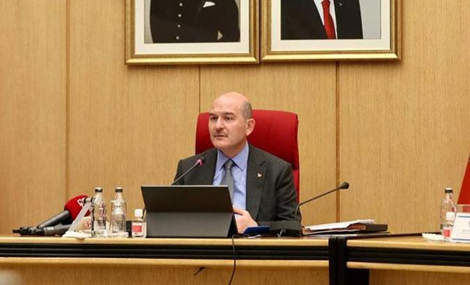 Bakan Soylu İstanbul'da 'Salgınla Mücadele Toplantısı'nda konuştu