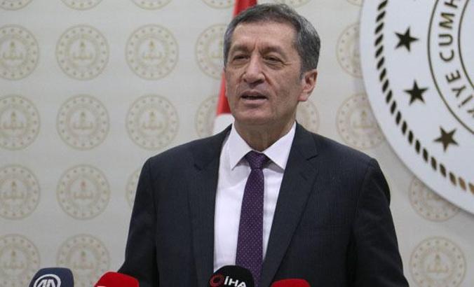 Bakan Selçuk: Her öğrencimize, devletimizin imkanlarını seferber ettik