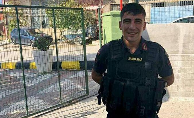 Akhisar'da uzman çavuş intihar etti