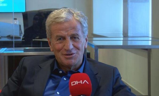 Servet Yardımcı, UEFA Yönetim Kurulu üyeliğine yeniden seçildi