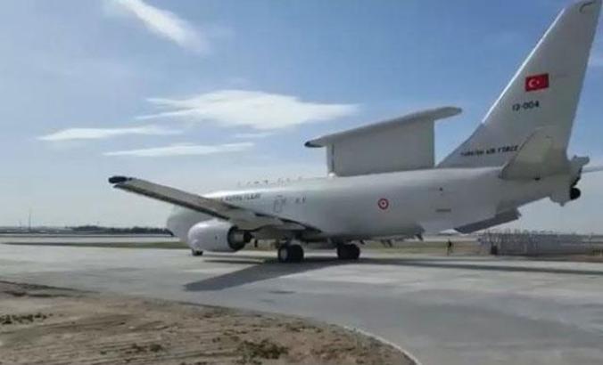 TSK'nın E-7T HİK uçağı, ilk defa farklı NATO ülkesi hava sahasında