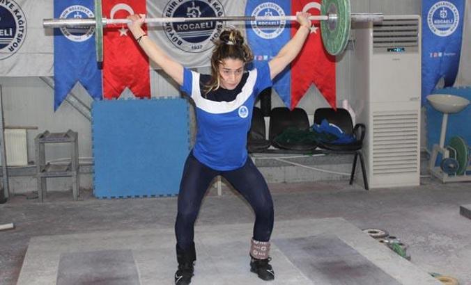 Annesi ''Bu sporu yapma bir yerin ağrır'' diyordu, şimdi hedefi Tokyo