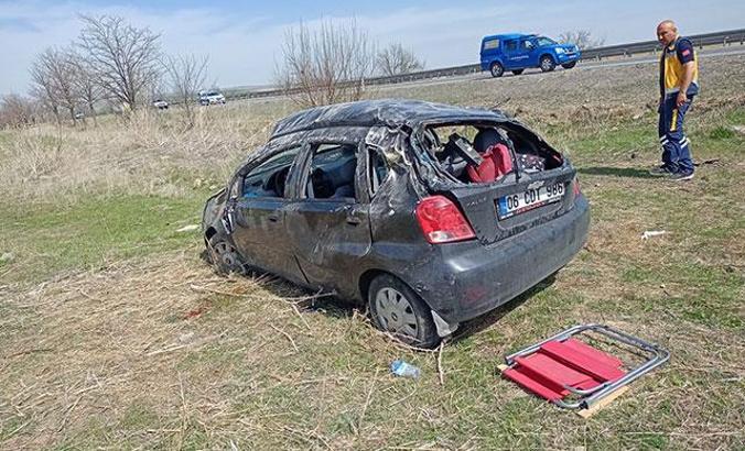 Takla atan otomobildeki Derin öldü; 3 yaralı