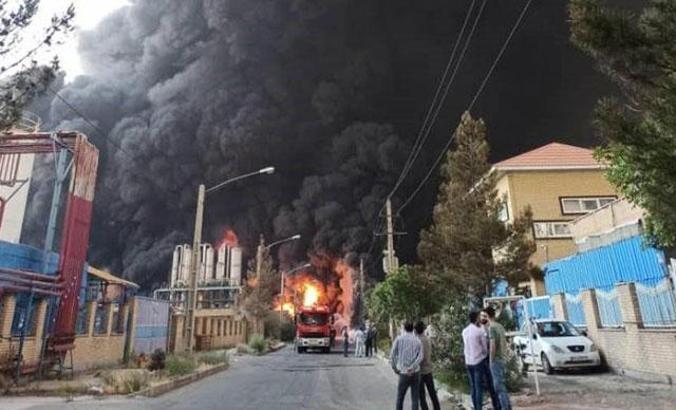 İran'da kimya fabrikasında yangın