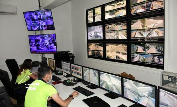 Marmaris, tam kapanmada 223 kamera ve dronla izleniyor