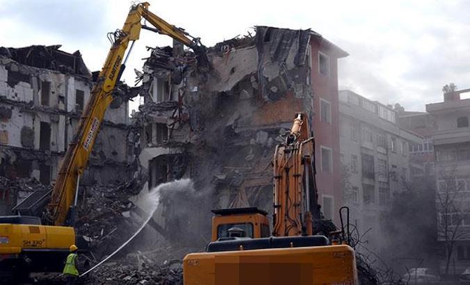 Avcılar’daki 'orta hasarlı' 90 binada yaşayanlar, kentsel dönüşüme ikna edilemedi