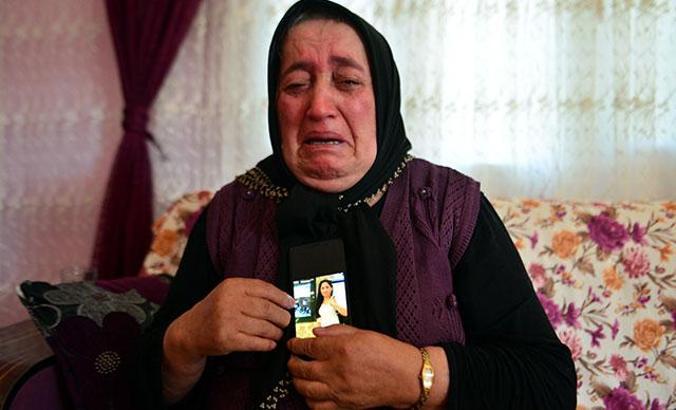 Kızı 2,5 yıldır kayıp, torunu kazada ölen Fikriye annenin gözyaşları