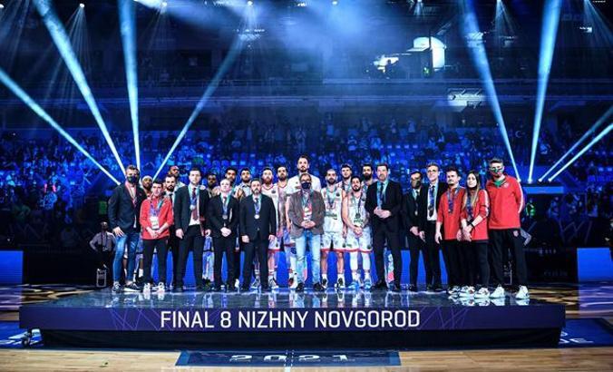 Alkışlar Pınar Karşıyaka'ya