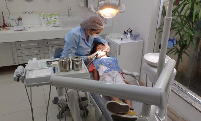 Çocuklarda 'parmak emme' alışkanlığı kalıcı sorunlara yol açabilir