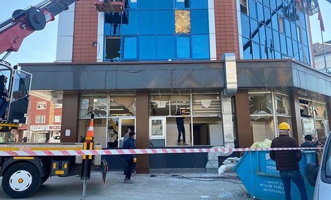 Pendik'te metro inşaatındaki patlama: Bayrama onarım ile girdiler