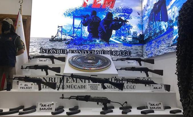 TKP/ML operasyonunda ele geçirilen silahlar emniyette sergilendi