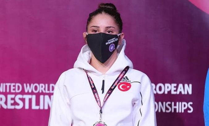 Kadın milli takımı, U23 Avrupa Güreş Şampiyonası'nda 5 madalya kazandı