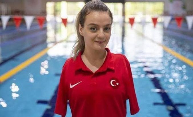Sümeyye Boyacı, 200 metre serbestte bronz madalya kazandı