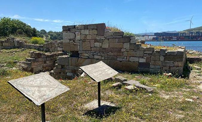 Kyme Antik Kenti, çöplüğe döndü