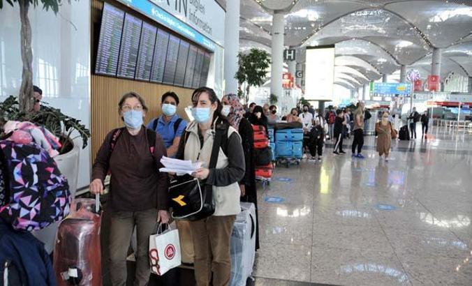 Avustralya vatandaşları bir yıl sonra ülkelerine döndüler