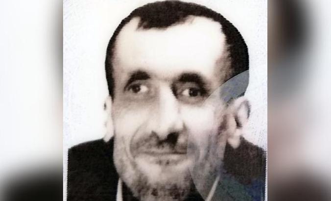 Yalnız yaşadığı evinde komşuları ölü buldu