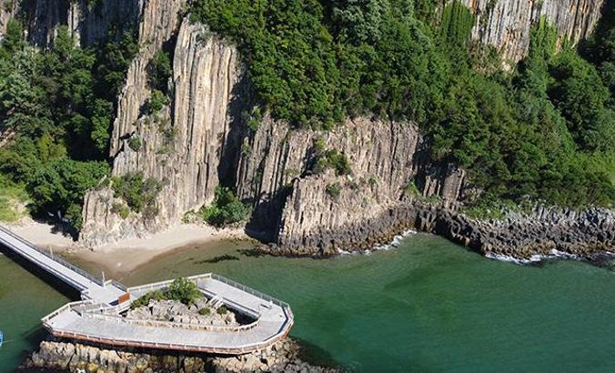 Türkiye'nin 80 milyon yıllık lav sütunları turistleri bekliyor