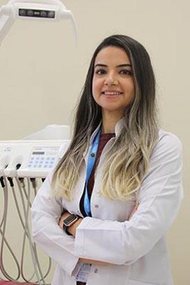 Diş çekimi sonrası ilk 24 saate dikkat; özenli bakım ve doğru beslenme önemli