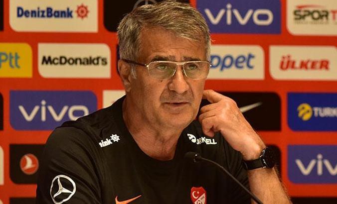 Şenol Güneş: Burada olan arkadaşların coşkusunu görüyorum