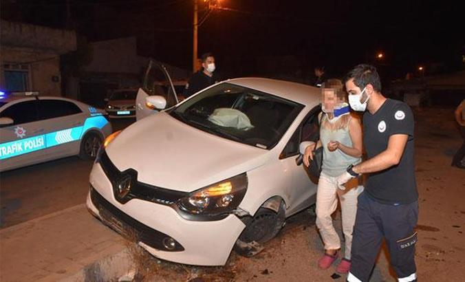 Polisin üzerine otomobilini süren alkollü sürücü, kaza yapınca yakalandı