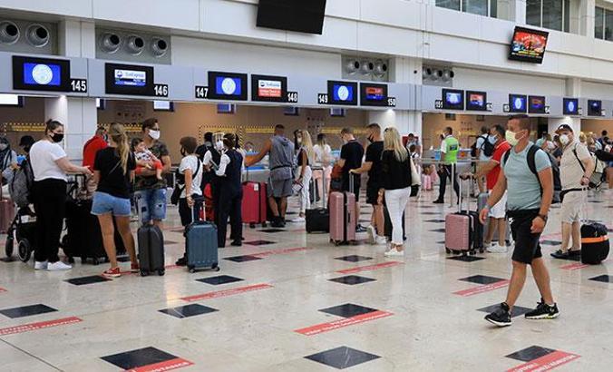 Antalya'ya 5 ayda 747 bin turist geldi