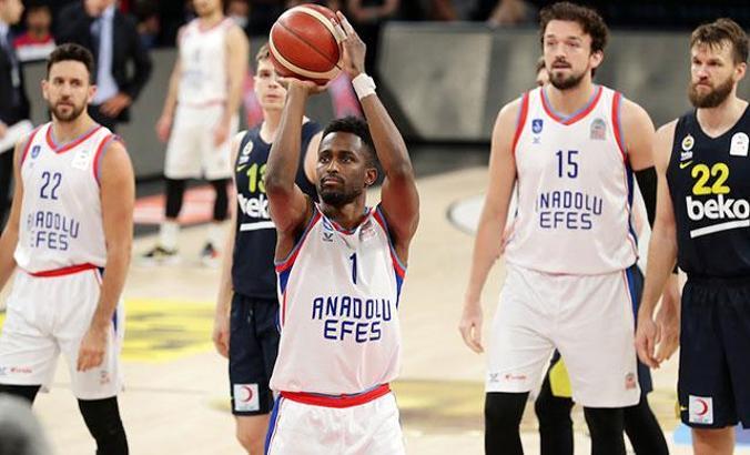 Anadolu Efes - Fenerbahçe Beko:  95- 73