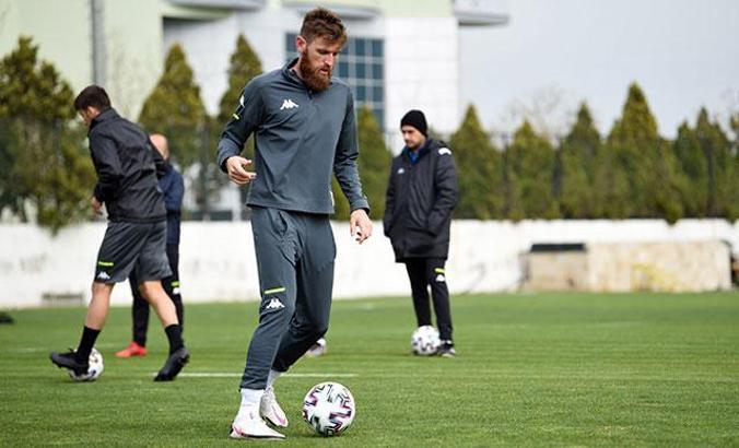 Denizlispor'da Leismann sözleşmesini feshetti