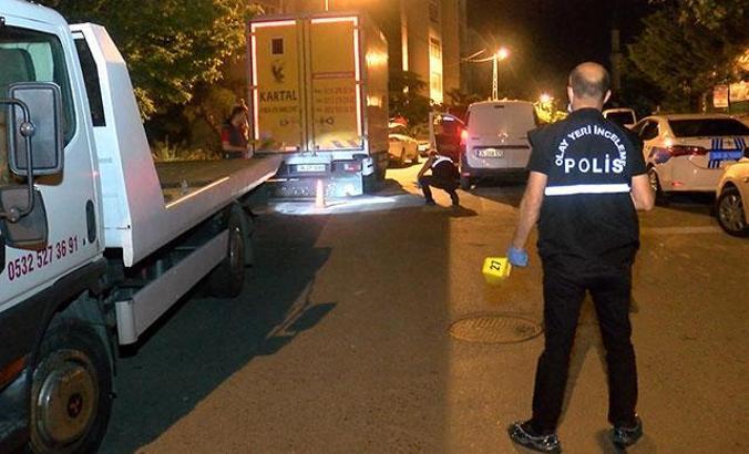 Maltepe'de iki grup arasında kalaşnikoflu çatışma: 1'i ağır, 2 yaralı