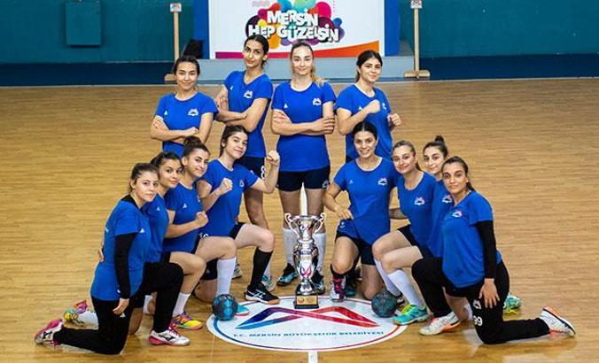 Namağlup şampiyon hentbolcular 1'inci Lig’e hazırlanıyor