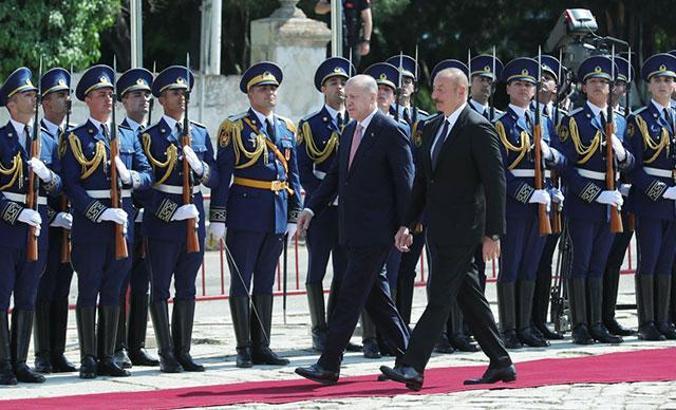 Cumhurbaşkanı Erdoğan, Şuşa’da resmi törenle karşılandı