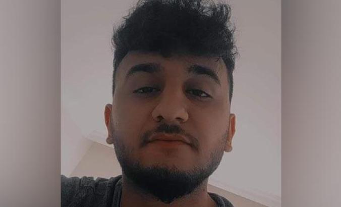 Akıntıya kapılan 2 kişiyi kurtarmak isterken boğuldu