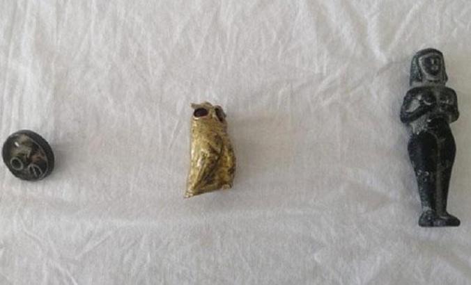 Roma dönemine ait kadın heykeli ele geçirildi