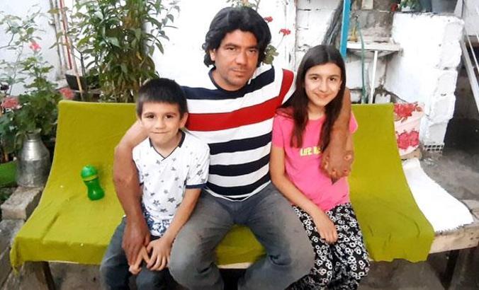 11 yıldır başkasının kollarıyla evlatlarına sarılıyor