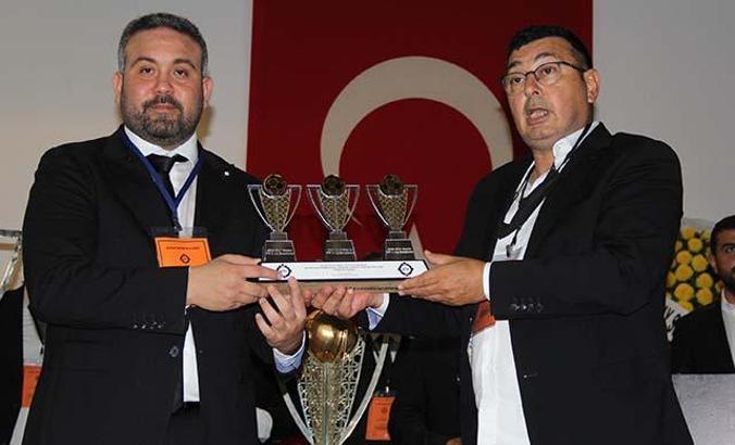 Altay'da Özgür Ekmekçioğlu yeniden başkan