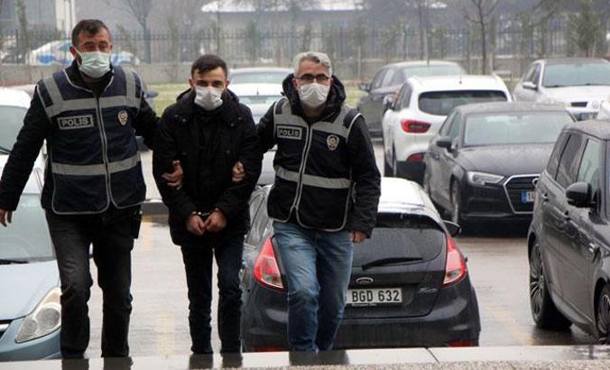 Parkta genç kızı bıçaklayan sanığa 15 yıl hapis