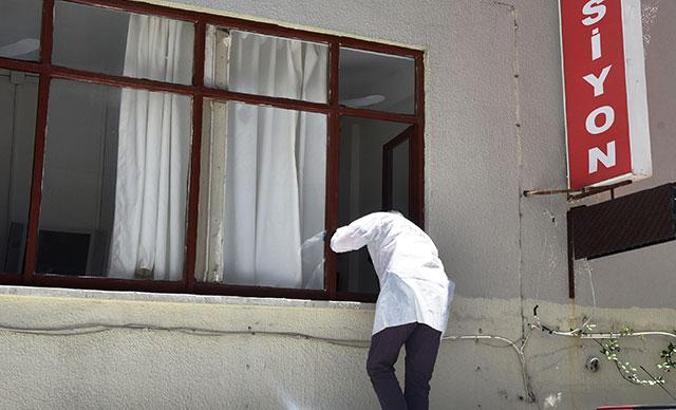 Akşam yerleştiği pansiyonda ölü bulundu