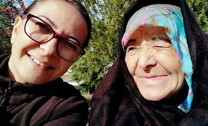 Böbrek hastası Ayşe Dündar için 250 bin kişide 1 görülen ‘Bombay’ grubu kan aranıyor