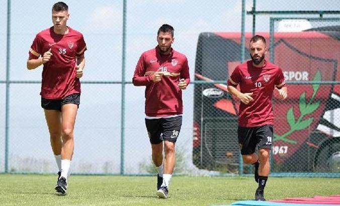 Atakaş Hatayspor topbaşı yaptı