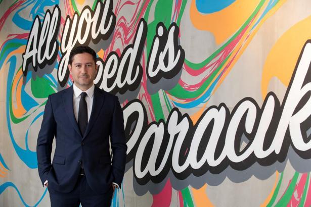 Alışveriş uygulaması, sokaklarda yaşanan alışveriş keyfini telefona taşıyor