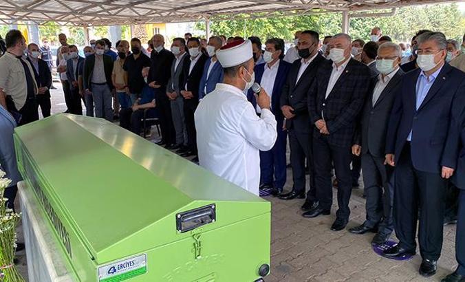 Devlet Bahçeli'nin yeğeni toprağa verildi