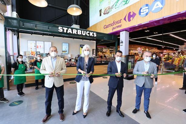 Starbucks, CarrefourSA marketlerinde yerini aldı