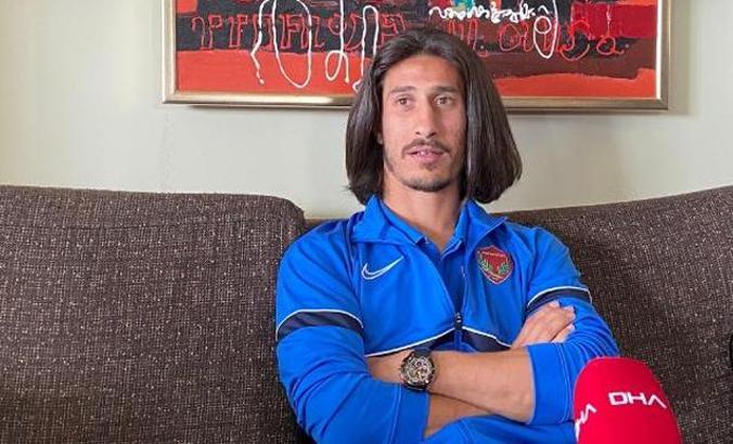 Burak Öksüz: Hatayspor'da olduğum için mutluyum