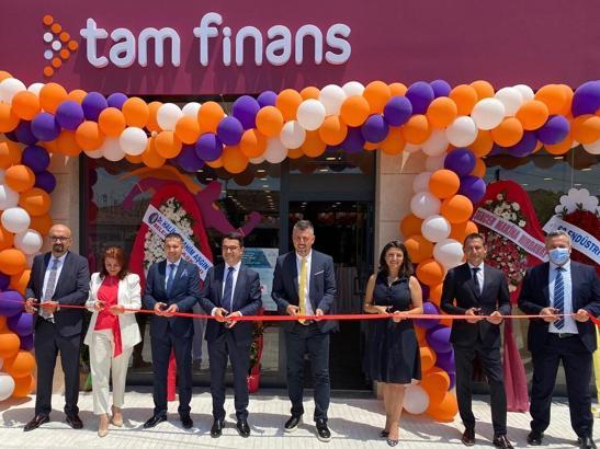 Malatya ve Çorum’daki esnaf ve KOBİ’lere destek