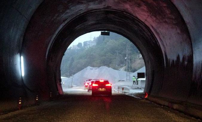 Avrupa'nın en uzunu olacak Zigana Tüneli'nin yüzde 89'u tamamlandı