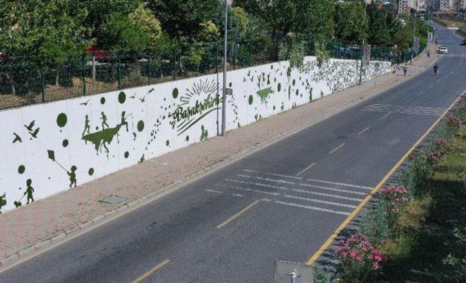 Başakşehir'de 'yeşil' duvarlara işleniyor
