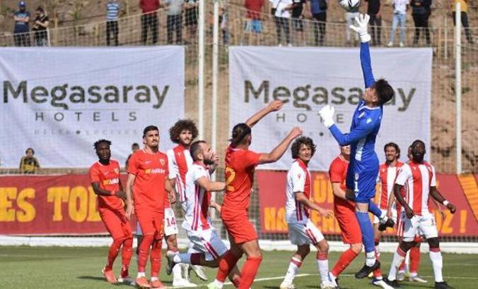 Erciyes Yüksek İrtifa Kamp Merkezi'ndeki ilk maçta Samsunspor, Kayserispor'u yendi
