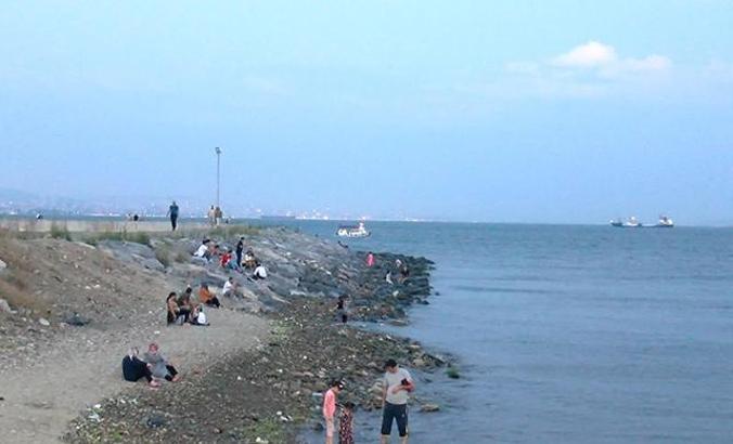 Samatya açıklarında kaybolan kişiyi arama çalışmalarına ara verildi