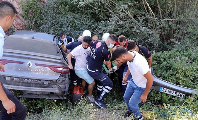 Bayram tatili yolunda kaza: 1 ölü, 4 yaralı