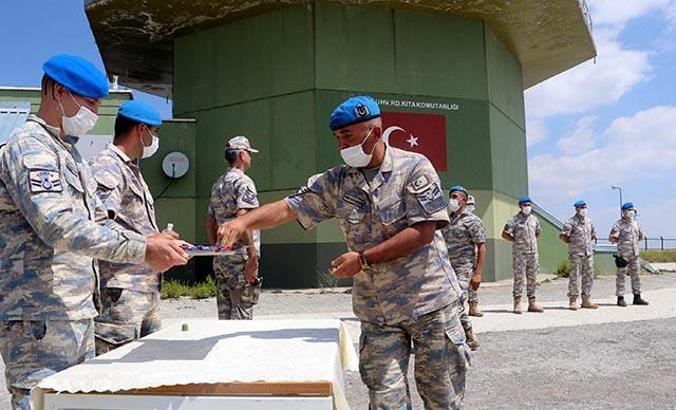 3 bin 180 rakımdaki 'gökyüzünün keskin gözleri’ bayramda da görevde